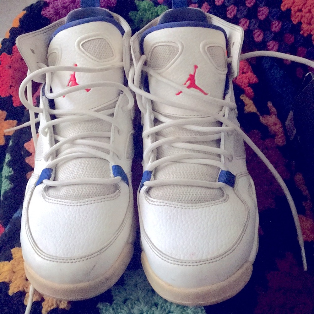 Shoes - Picture 2 of 2